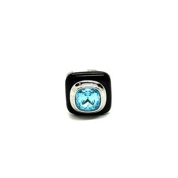 Кольцо синий камень